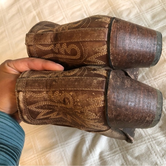 ARIAT Dixon bown booties 7.5B women ankle boots - Picture 4 of 10